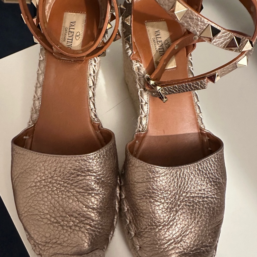 Valentino Garavani Beige Leather Flats